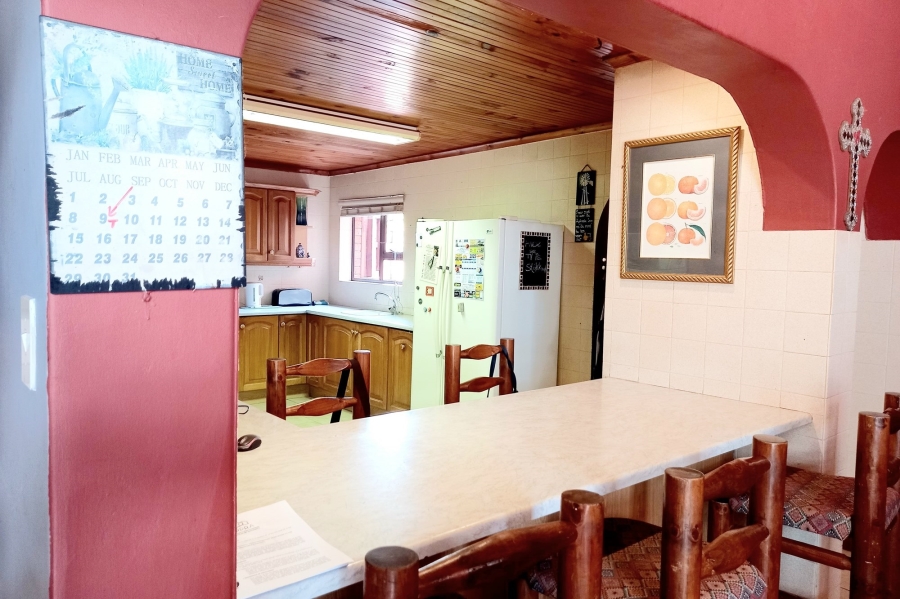 5 Bedroom Property for Sale in Vredenburg Western Cape